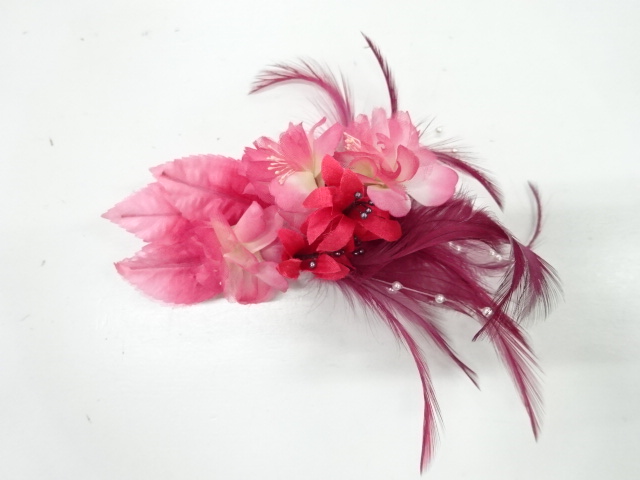 JAPANESE KIMONO / VINTAGE FLOWER COSAGE